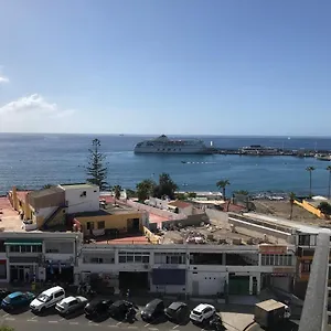La Estrella, Cristianos Apartamento