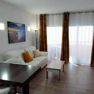 Appartamento Bonito Con Piscina En Frente Del Mar